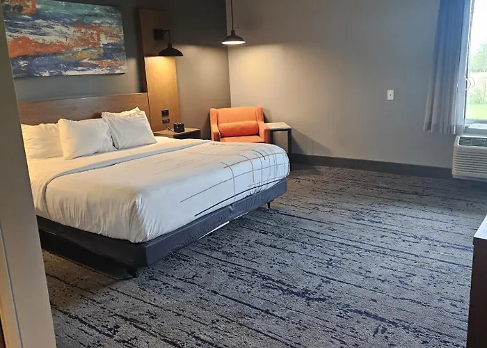 La Quinta Inn & Suites By Wyndham Bardstown